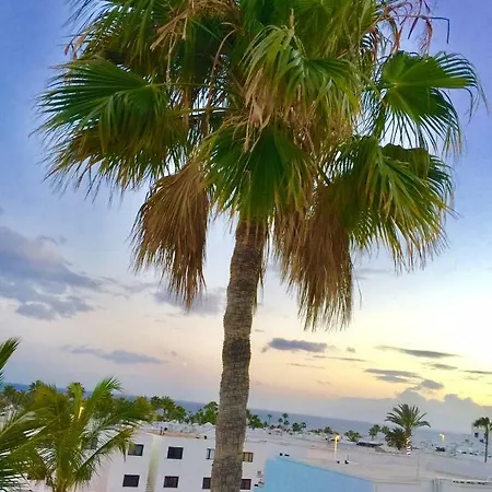 Aguazul - A Pie De Piscina Y Vistas Al Mar * Puerto del Carmen (Lanzarote)