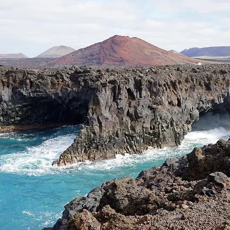 Aguazul - A Pie De Piscina Y Vistas Al Mar Apartmán Puerto del Carmen (Lanzarote)
