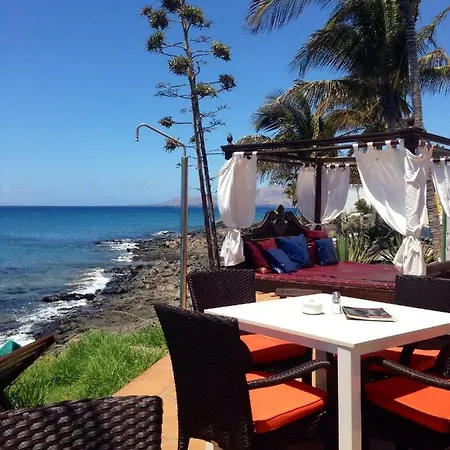 Aguazul - A Pie De Piscina Y Vistas Al Mar Apartmán Puerto del Carmen (Lanzarote)